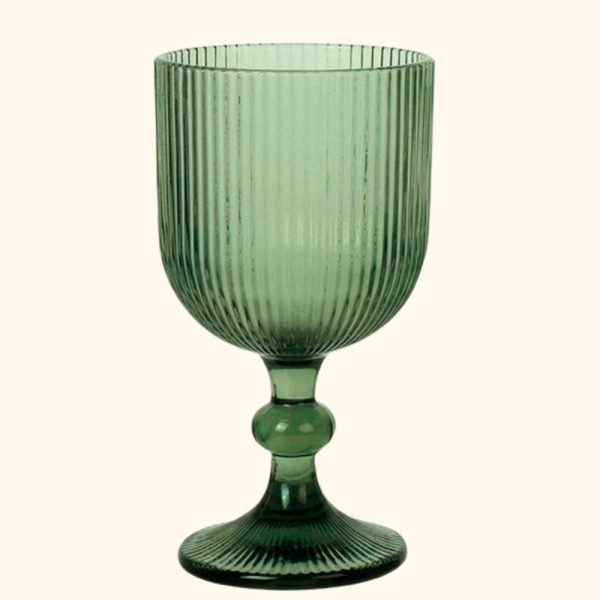 Copa de agua verde acanalado