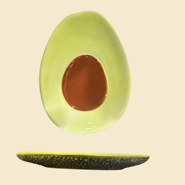 Plato pequeño aguacate
